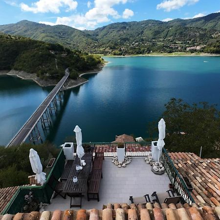 La Terrazza Sul Lago Turano กาสเตล ดิ ตอรา ภายนอก รูปภาพ