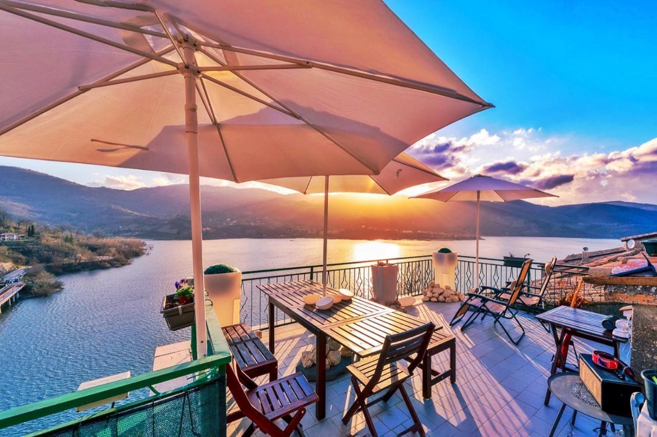 La Terrazza Sul Lago Turano กาสเตล ดิ ตอรา ภายนอก รูปภาพ