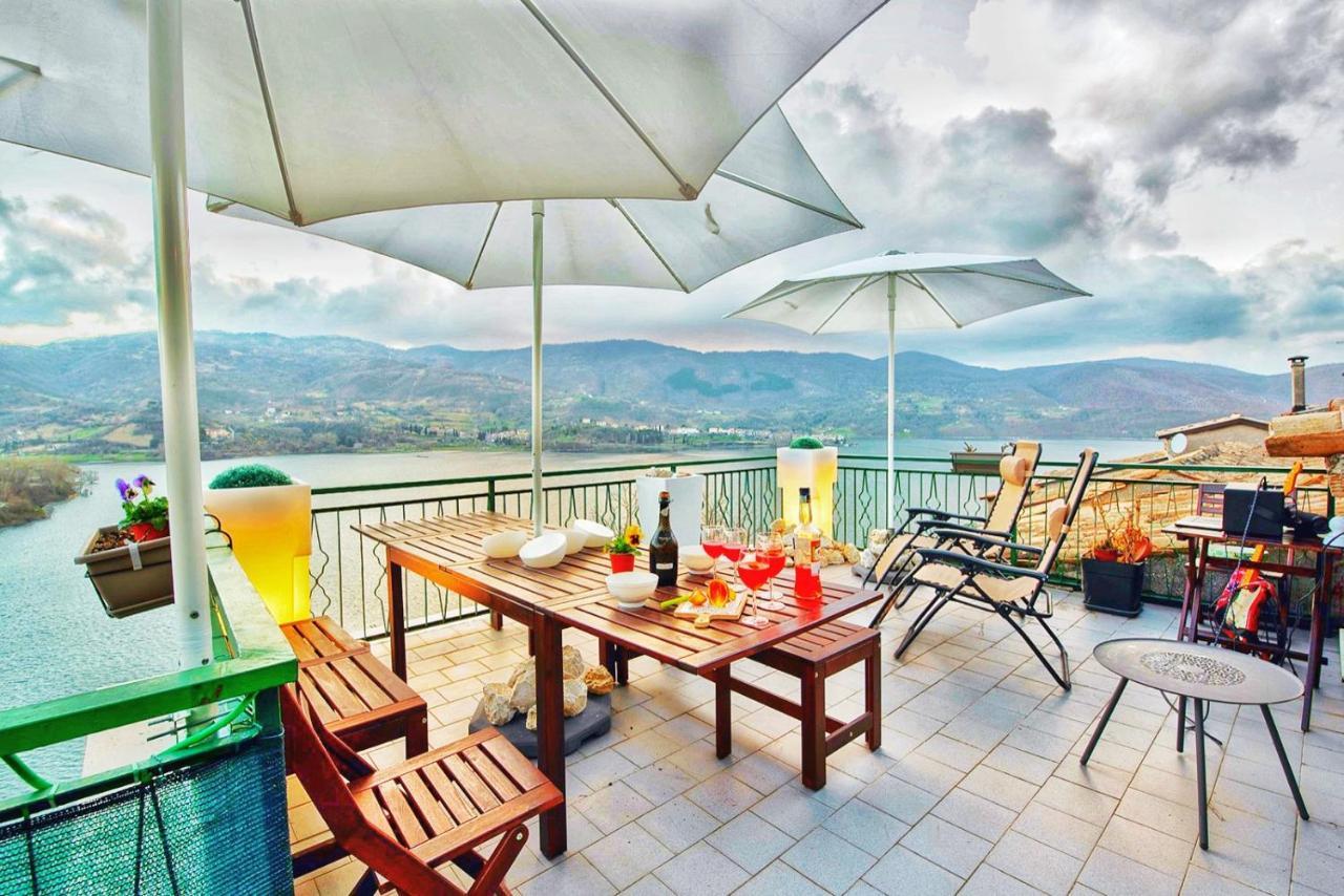 La Terrazza Sul Lago Turano กาสเตล ดิ ตอรา ภายนอก รูปภาพ